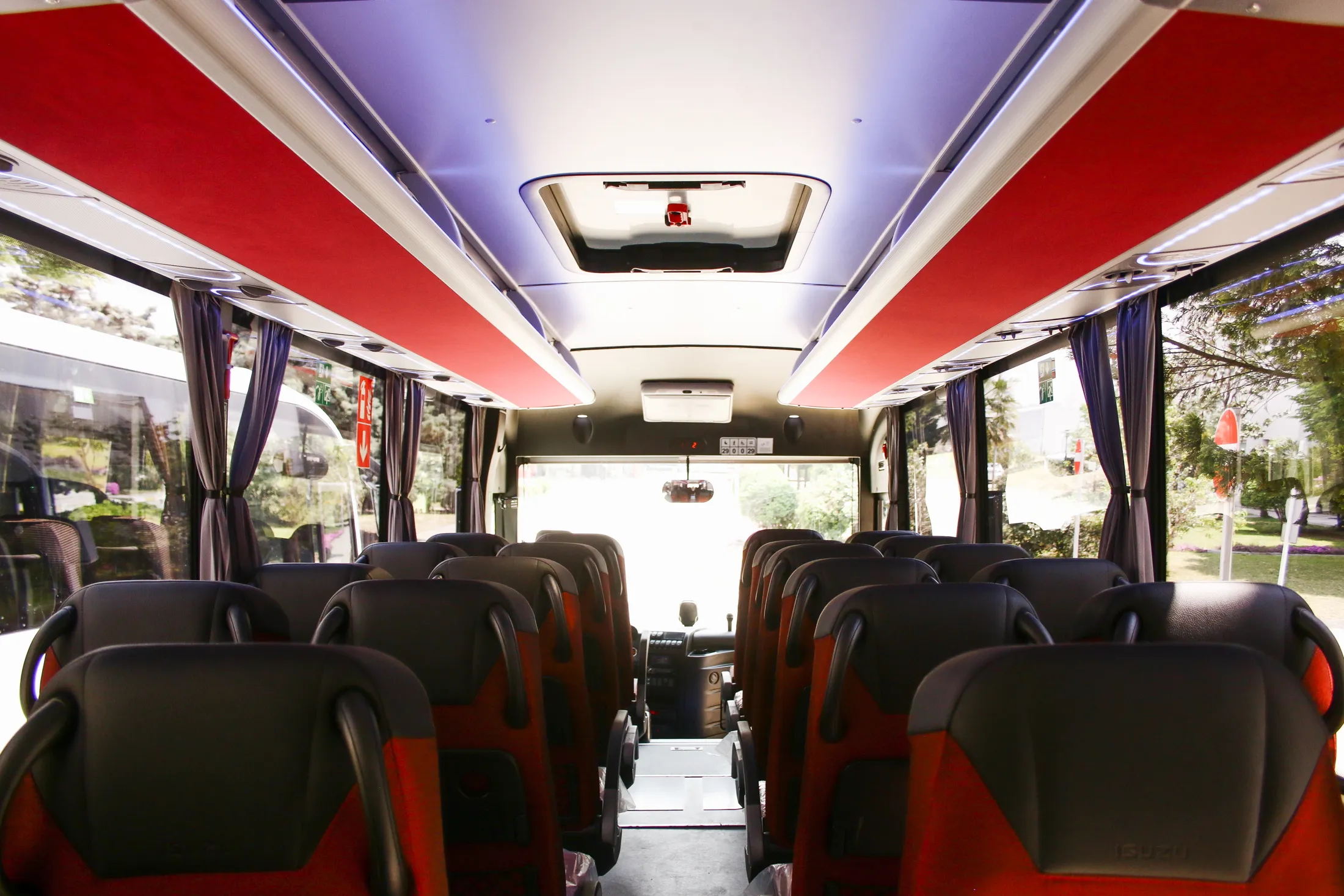 Anadolu Isuzu Novo and Citivolt bus CMF